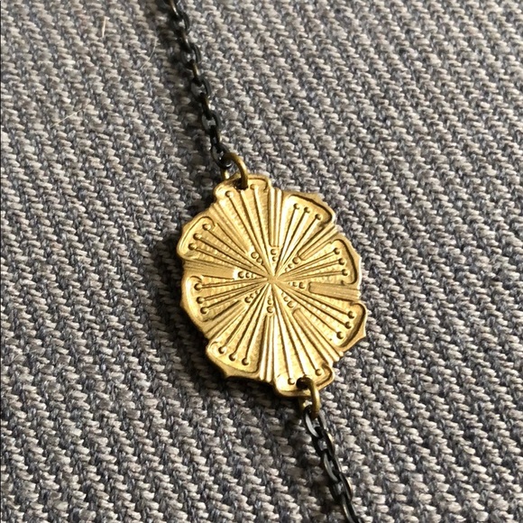 Vintage style necklace and earring set - Picture 3 of 5